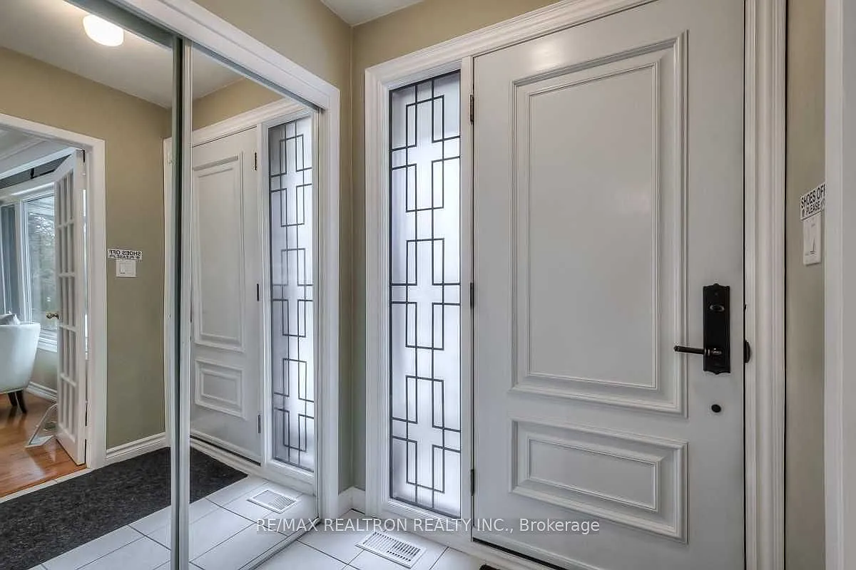 3 bed, $2,600 — Photo 2