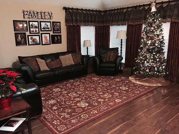 Spacious family room