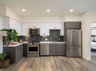 1122 Pico Blvd #204, Santa Monica, CA 90405