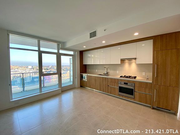 2nd image of 1201 S Flower St #503