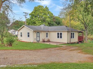 7752 Coon Hill Rd, Munith, MI 49259