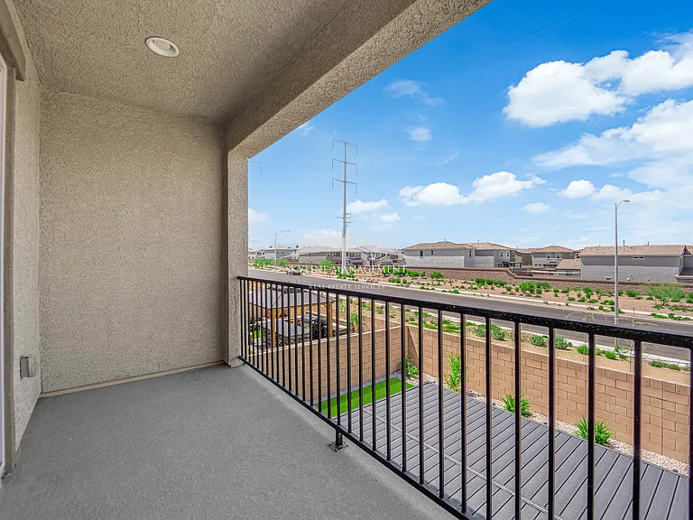 4066 Painted Lady Ave — Photo 38