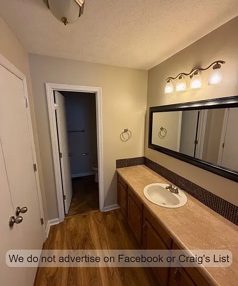 539 Crooked Creek Ct — Photo 6