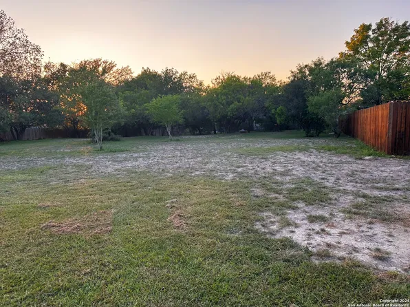11219 LINK 1 DR LOT 8, San Antonio, TX 78213