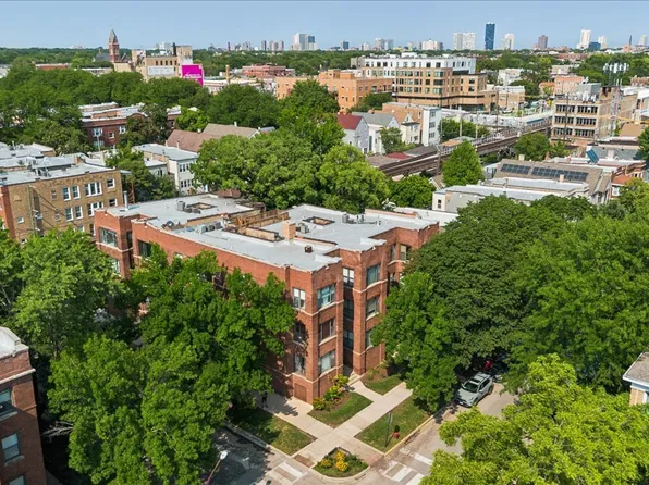 2456 W Eastwood Ave APT 3, Chicago, IL 60625
