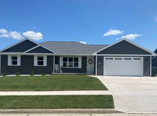 2512 Hendricks Ave, Kaukauna, WI 54130