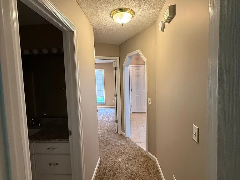 53 Michael Ln — Photo 11