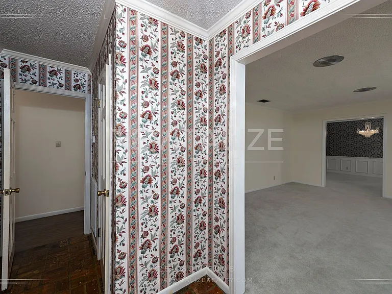 962 Lansdale Ct — Photo 5