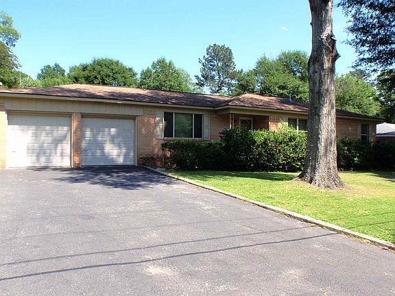 2nd image of 1104 Willow Springs Dr