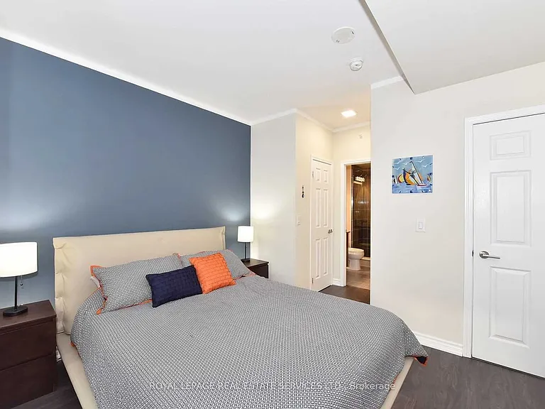 11611 Yonge St #306 — Photo 24