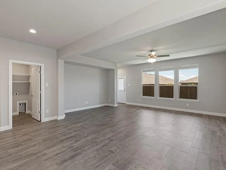 801 Chaplin Dr — Photo 10