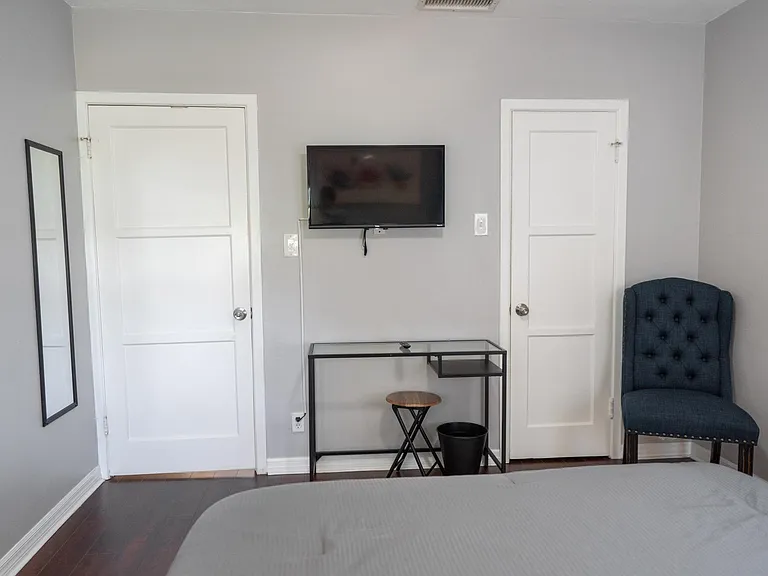 10809 Hartsook St #F — Photo 35