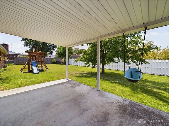 5th image of 1386 Hillside Dr