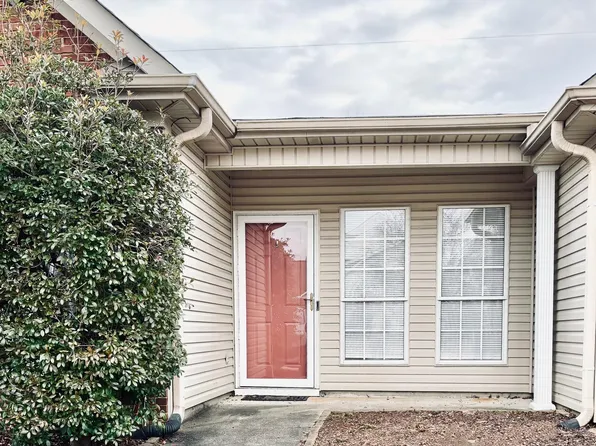 1016 Ashley Brook Ln, Helena, AL 35080