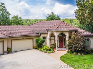 1057 Muirfield Dr, Roach, MO 65079
