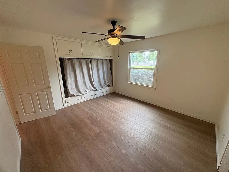 1035 S Woodland St — Photo 9
