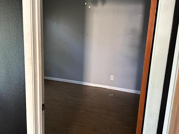 Unit Photo