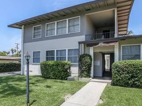 Foothill - 606 - 616 - Park Place