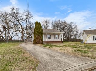 1941 Timberline Cir, Oak Grove, KY 42262