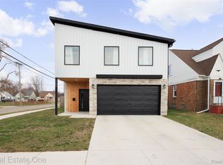 1705 E Meyers Ave, Hazel Park, MI