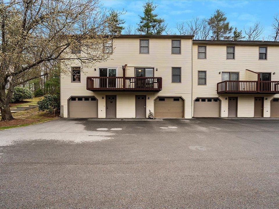 1st image of 11 Cranleigh Meadow #11