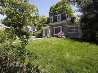 292 Lake Ave, Newton, MA 02461