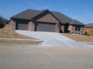 1775 S Harding Pl, Fayetteville, AR 72701