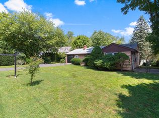 101 Parade Hill Rd, New Canaan, CT 06840