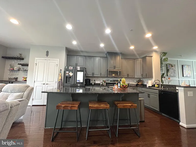 4550 Tinder Box Cir — Photo 7