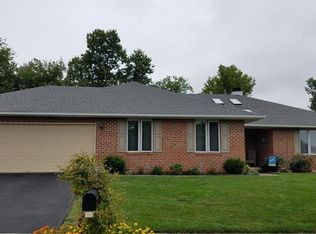 76 Madison Ln, Whitehall, PA 18052