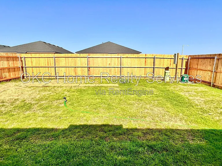 20404 Mule Deer Dr — Photo 30