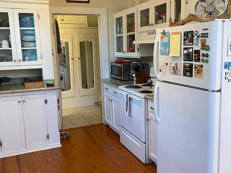 500 S Cortez St #B — Photo 8