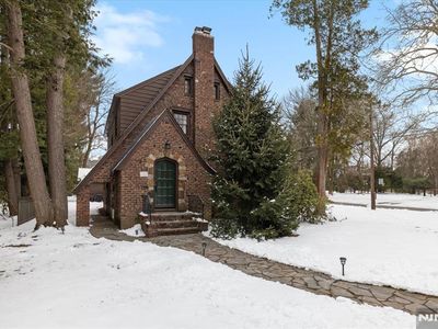 217 Maple St, Haworth, NJ, 07641