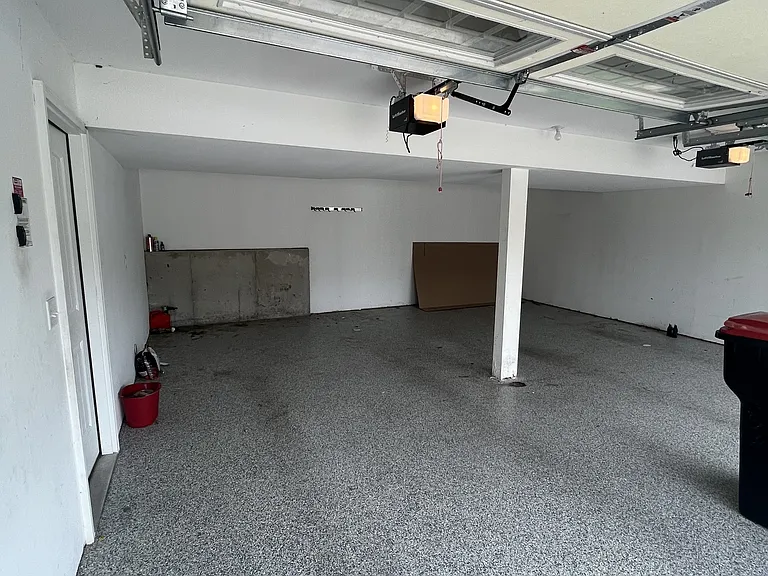 455 Ash Ct — Photo 17