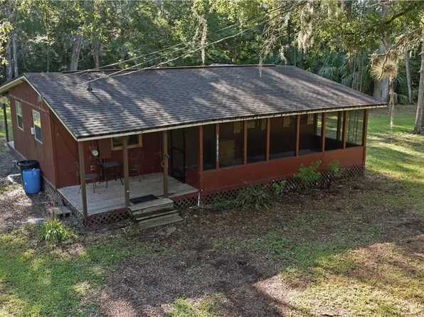 17791 SE 35th Ter, Yankeetown, FL 34498