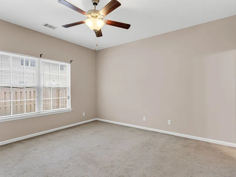 13 Cypress Ln — Photo 12