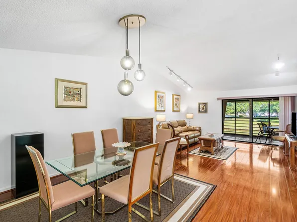 10137 Mangrove Drive #203, Boynton Beach, FL 33437