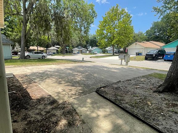 4th image of 1426 Cove Landing Dr