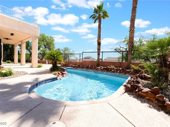 1016 Eaglewood Dr, Las Vegas, NV 89144