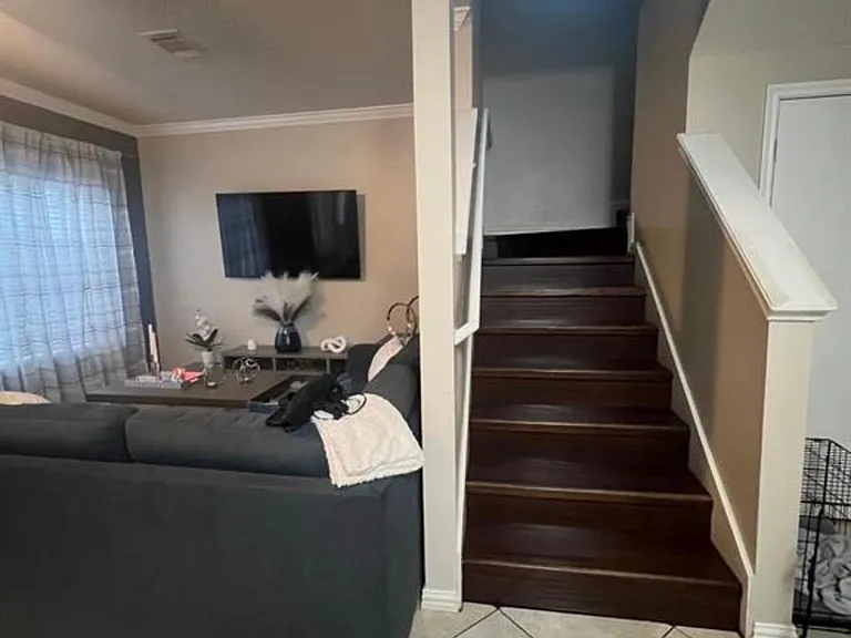 18710 Sandelford Dr — Photo 14