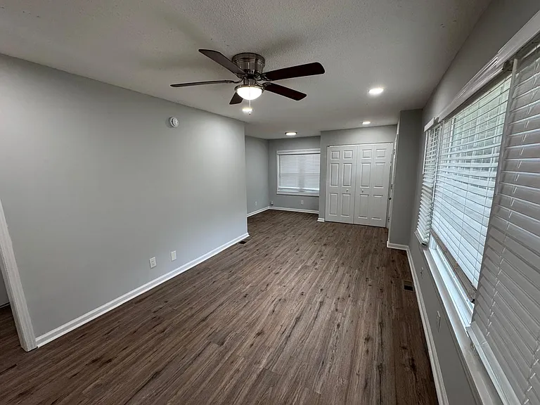 108 E Mimosa Dr — Photo 10