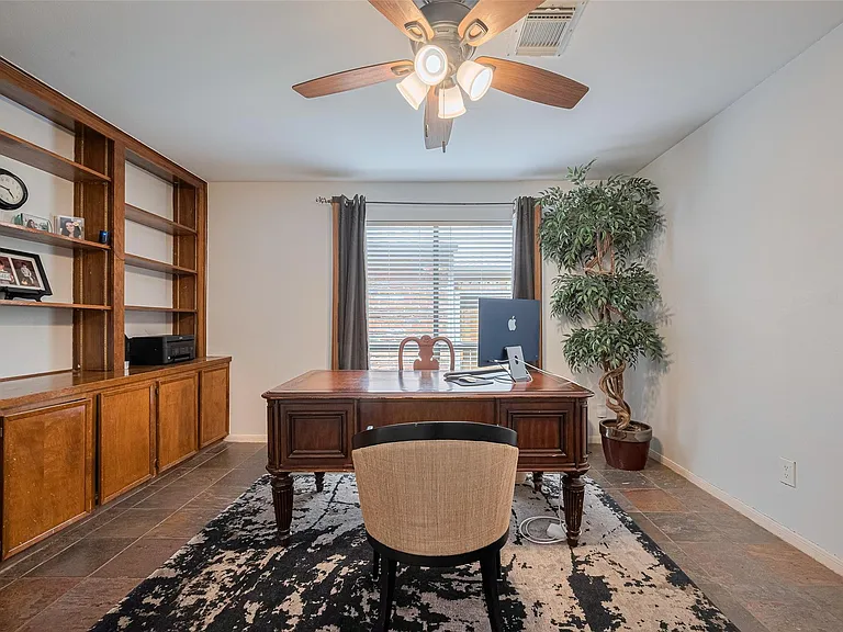 12231 Carriage Hill Dr — Photo 11