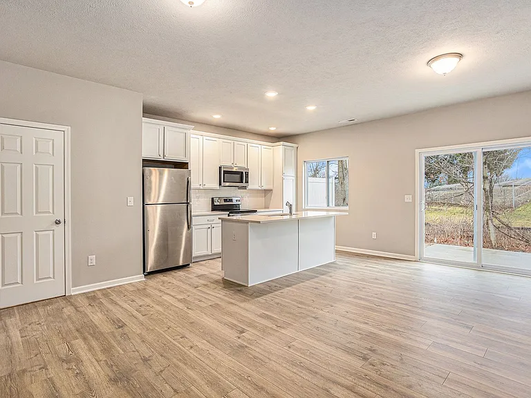 3037 S Sedge Wren Dr SW — Photo 9