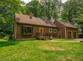 11 Bradt Rd, Rexford, NY 12148