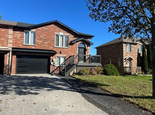 64 Logan Ct, Barrie, ON L4N 8G8