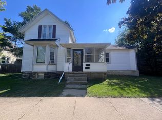 1436 Broadway Ave NW, Grand Rapids, MI 49504