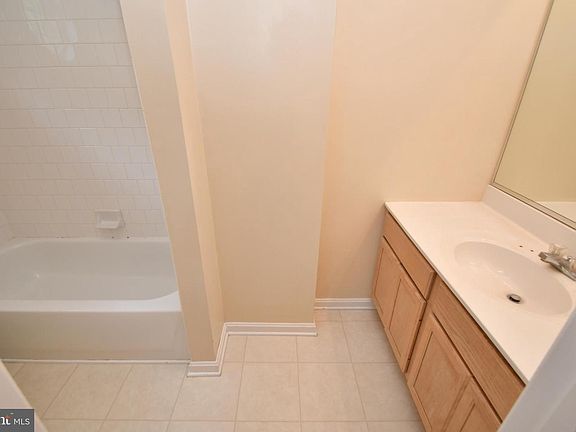 3rd image of 4949 Bristle Cone Cir