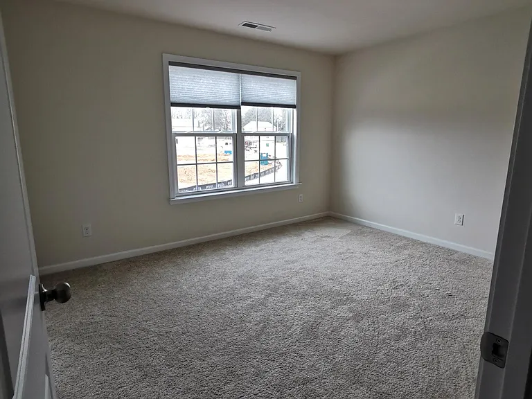 7107 Thornrose Dr — Photo 16