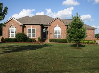2941 Iroquois Dr, Thompsons Station, TN 37179