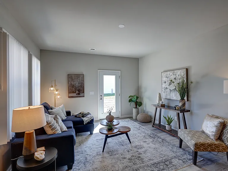 600 McKay Way — Photo 8
